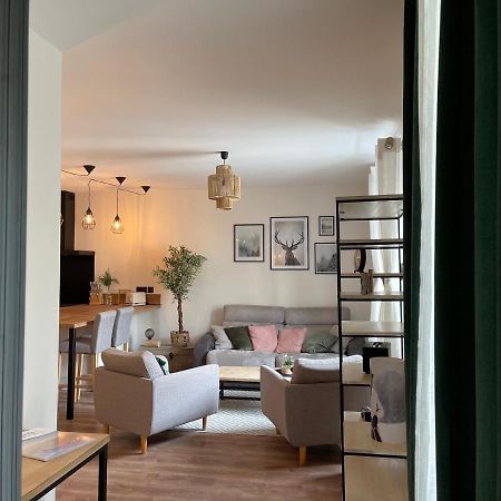 Appartement Tout Confort Haut De Gamme En Plein Centre Ville Gerardmer Luaran gambar