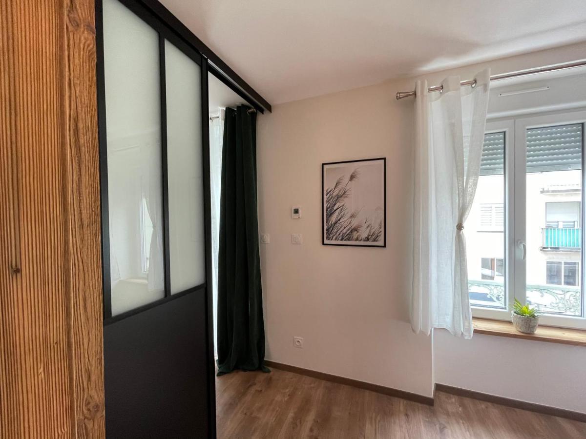 Appartement Tout Confort Haut De Gamme En Plein Centre Ville Gerardmer Luaran gambar